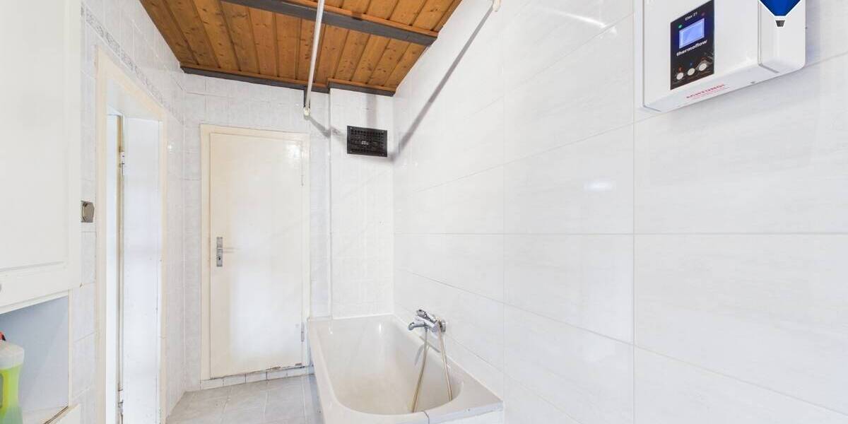 Reihenmittelhaus Dillingen / Diefflen Diefflen - 3 Zimmer, 132 m&sup2;, 145.000&euro; | Angebot:26092908