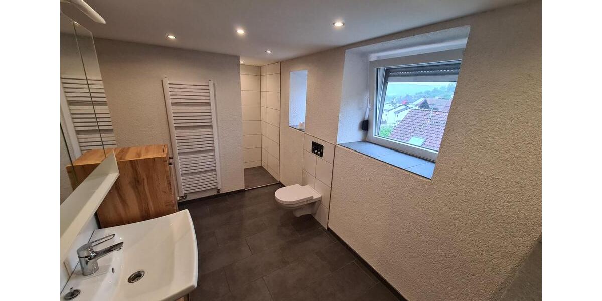 Doppelhaushälfte Illingen - 6 Zimmer, 140 m&sup2;, 225.000&euro; | Angebot:25146186