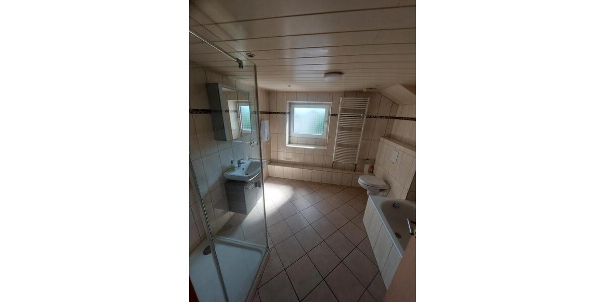 Dachgeschoßwohnung Rehlingen-Siersburg Siersburg - 3.5 Zimmer, 99 m&sup2;, 920&euro; | Angebot:26691783