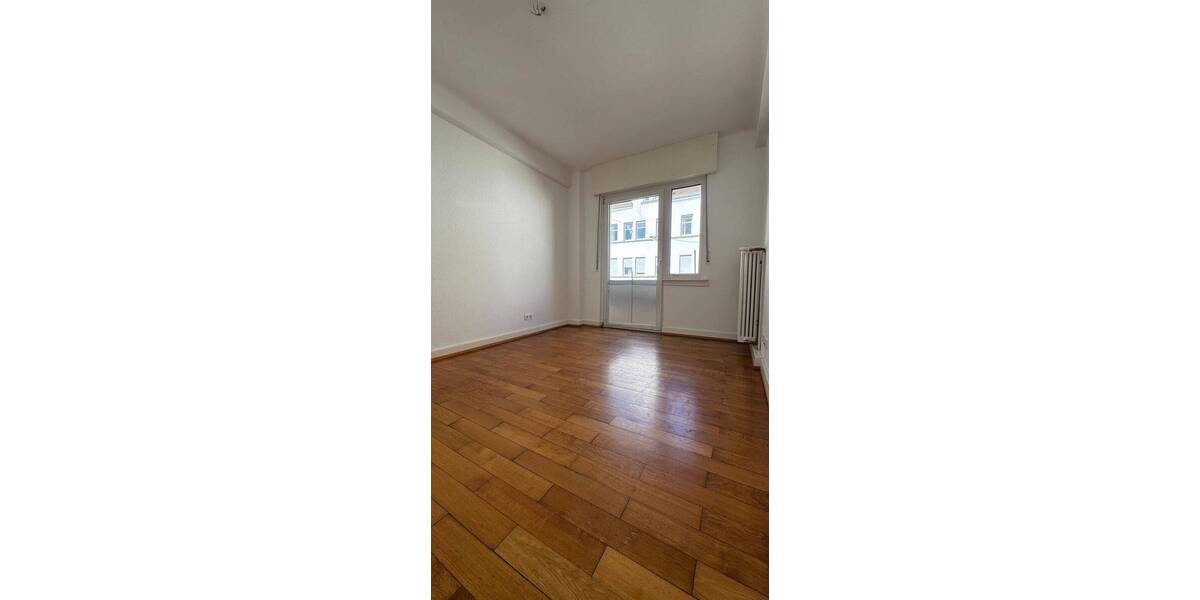 Etagenwohnung Saarbrücken St Johann - 3 Zimmer, 65 m&sup2;, 595&euro; | Angebot:25986218