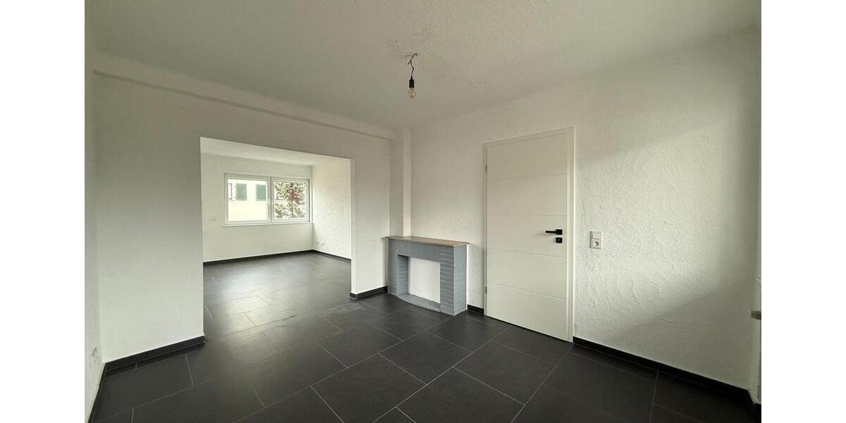 Etagenwohnung Wadgassen - 2.5 Zimmer, 65 m&sup2;, 600&euro; | Angebot:25324027