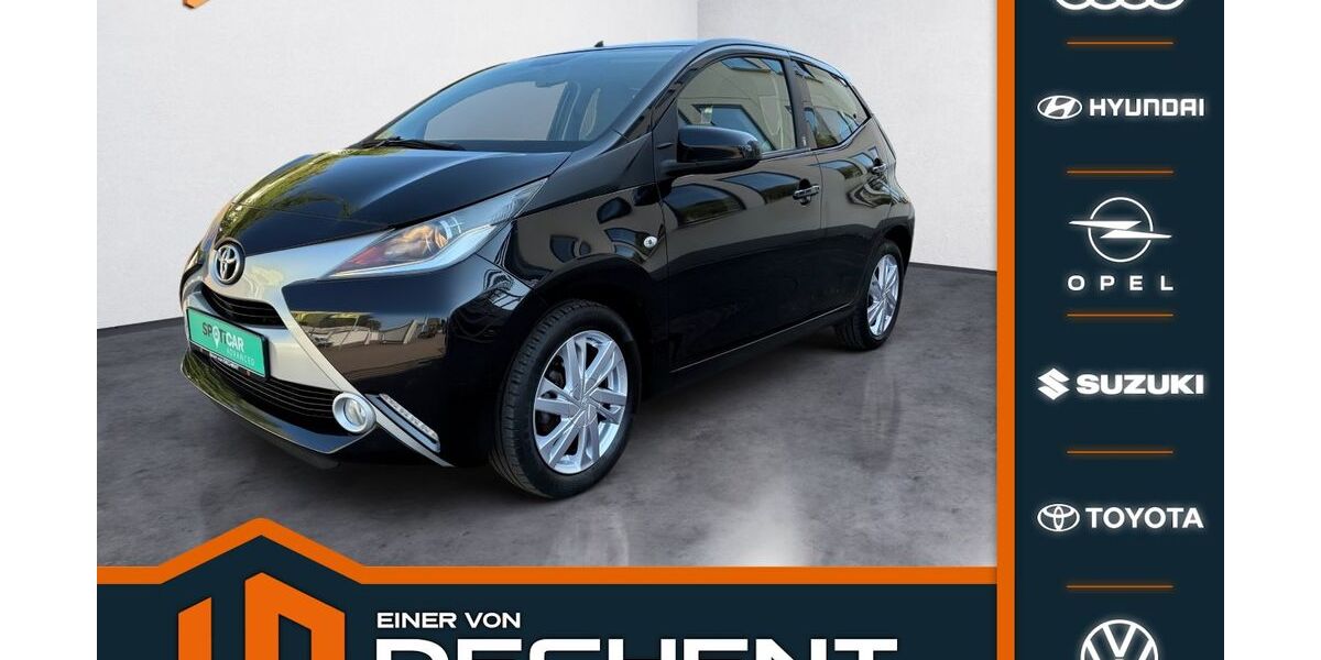 Toyota Aygo (X) 76.683 km 7.980 &euro; Saarbrücken 66121