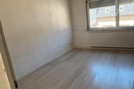 Wohnung Spiesen-Elversberg Elversberg - 3 Zimmer, 70 m&sup2;, 600&euro; | Angebot:26678812