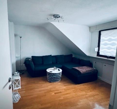 Dachgeschoßwohnung Riegelsberg - 2 Zimmer, 60 m&sup2;, 550&euro; | Angebot:25943074