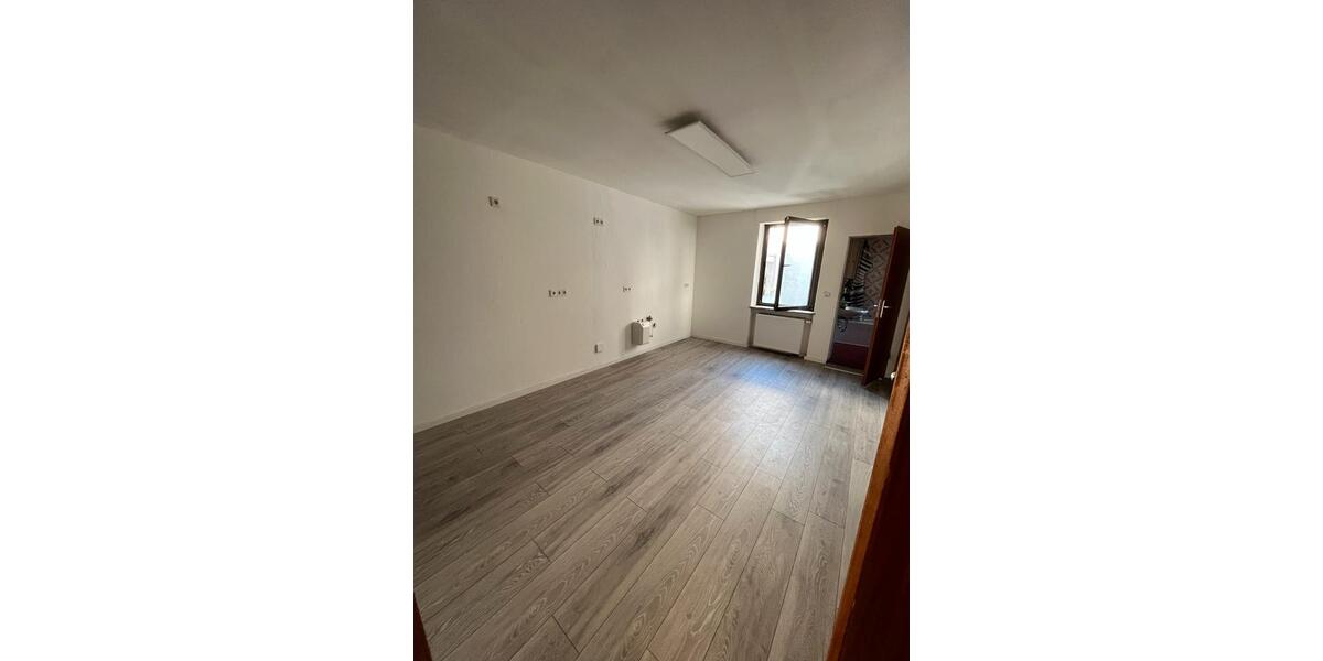 Erdgeschoßwohnung Saarbrücken Dudweiler - 3 Zimmer, 80 m&sup2;, 590&euro; | Angebot:26288740