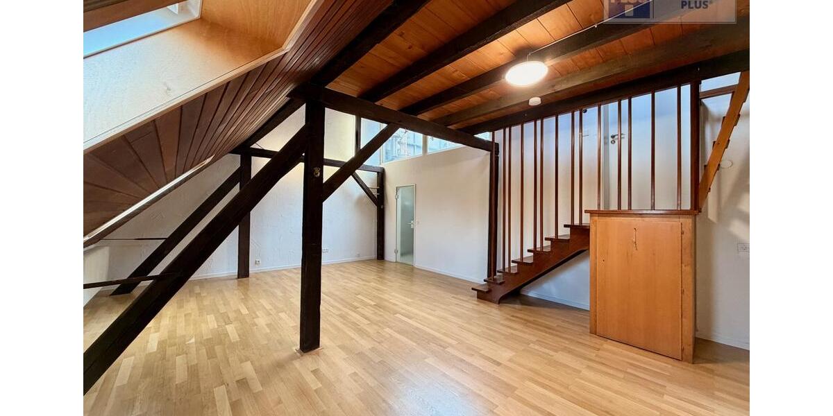 Dachgeschoßwohnung Homburg - 1 Zimmer, 60 m&sup2;, 690&euro; | Angebot:25251901