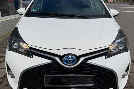 Toyota Yaris 72.000 km 11.999 &euro; Saarbrücken 66115