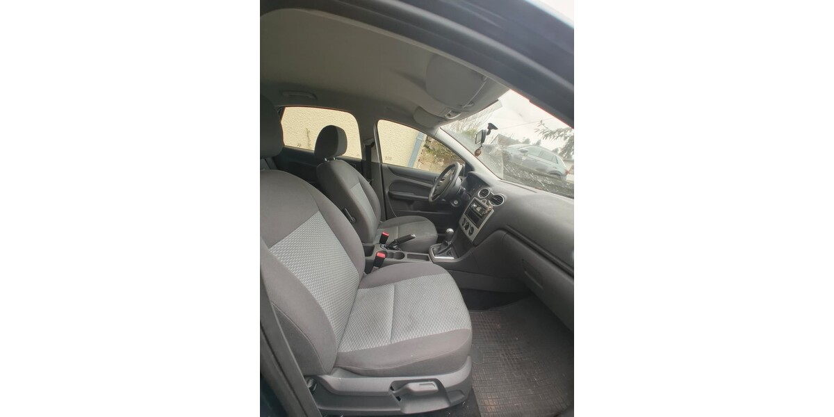 Ford Focus M1 76.000 km 1.700 &euro; Rehlingen-Siersburg 66780