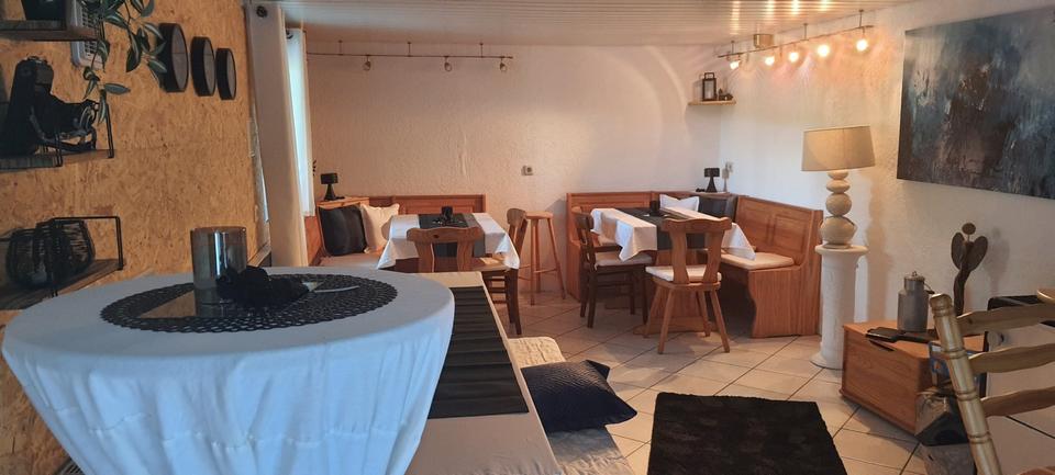 Reihenhaus Neunkirchen Heinitz - 8 Zimmer, 250 m&sup2;, 375.000&euro; | Angebot:23120743