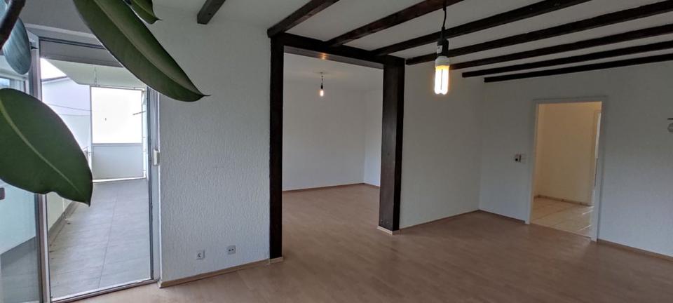 Etagenwohnung Saarlouis - 5 Zimmer, 110 m&sup2;, 180.000&euro; | Angebot:25898709
