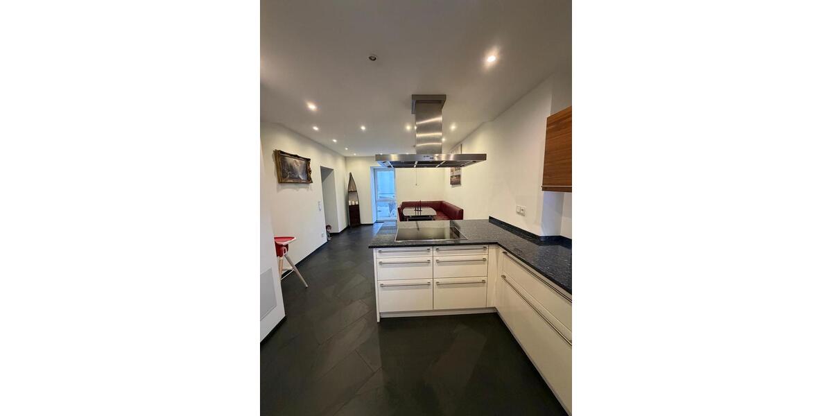 Doppelhaushälfte Eppelborn - 6 Zimmer, 230 m&sup2;, 1.700&euro; | Angebot:25397379