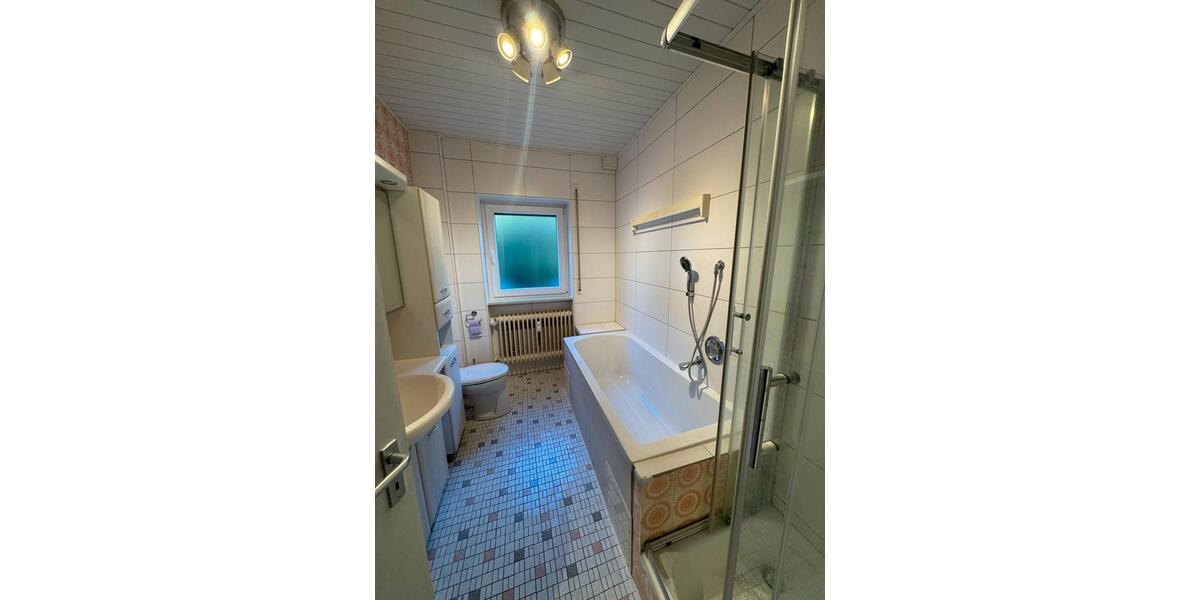 Erdgeschoßwohnung Eppelborn - 3.5 Zimmer, 109 m&sup2;, 950&euro; | Angebot:25824645