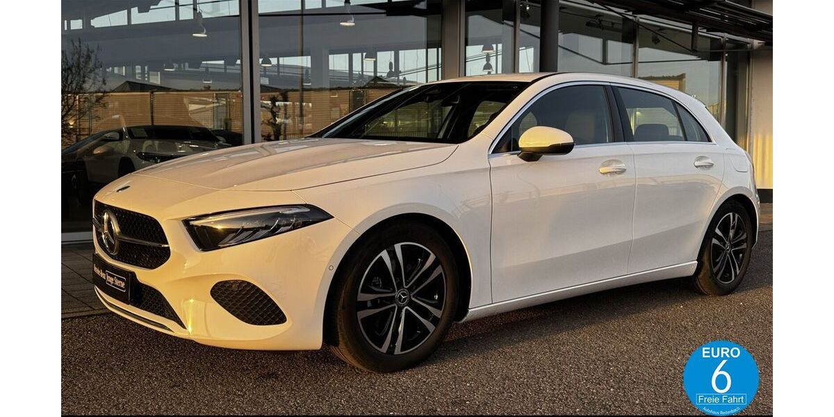 Mercedes-Benz A 180 11.470 km 29.879 &euro; Lebach 66822