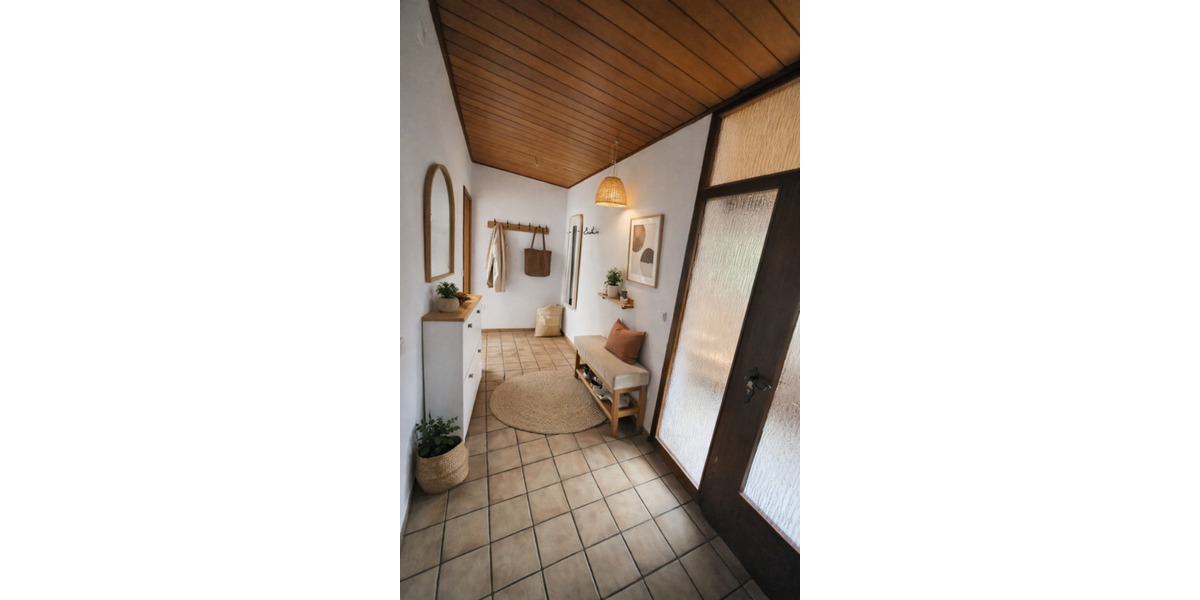 Etagenwohnung Eppelborn - 2.5 Zimmer, 86 m&sup2;, 750&euro; | Angebot:25626185