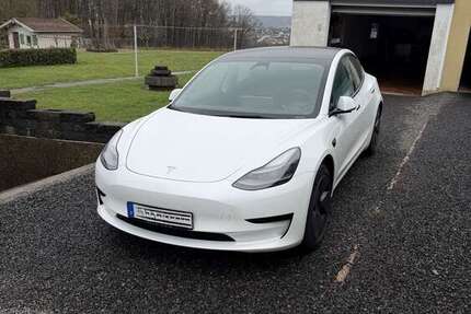 Tesla Model 3 6.000 km 28.000 &euro; Lebach 66822