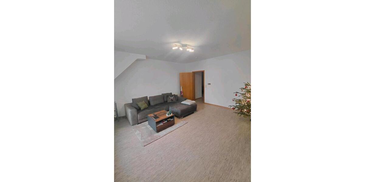 Dachgeschoßwohnung Zweibrücken - 4 Zimmer, 115 m&sup2;, 800&euro; | Angebot:25100954