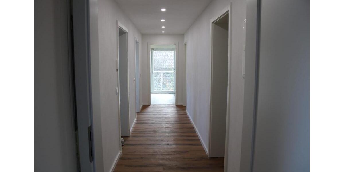 Etagenwohnung Homburg - 5 Zimmer, 150 m&sup2;, 1.200&euro; | Angebot:24756357