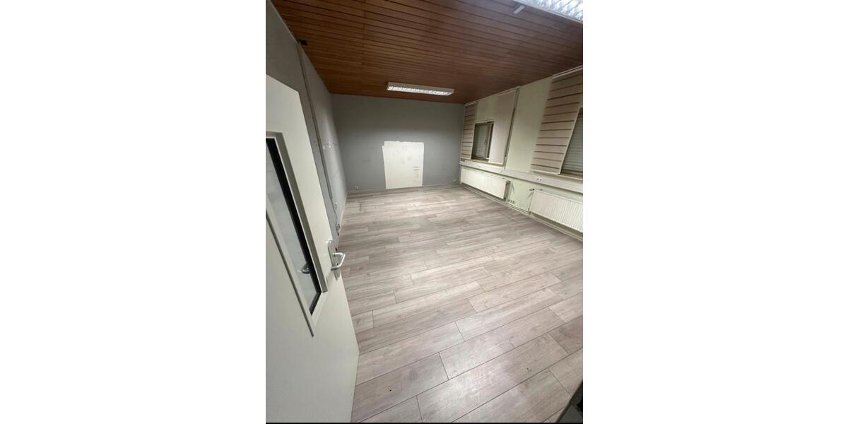 Gewerbeobjekt Schwalbach - 1.600&euro; | Angebot:25790302