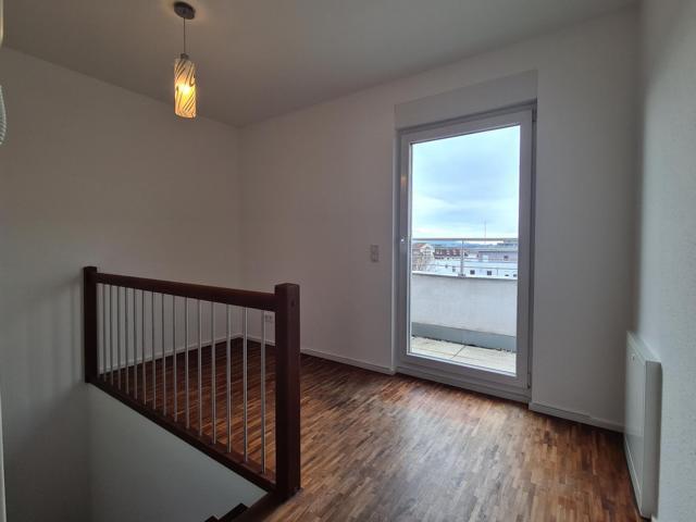 Exklusives Penthouse mit Fernblick in Innenstadtlage von Homburg - Penthouse Homburg | Angebot:26881845