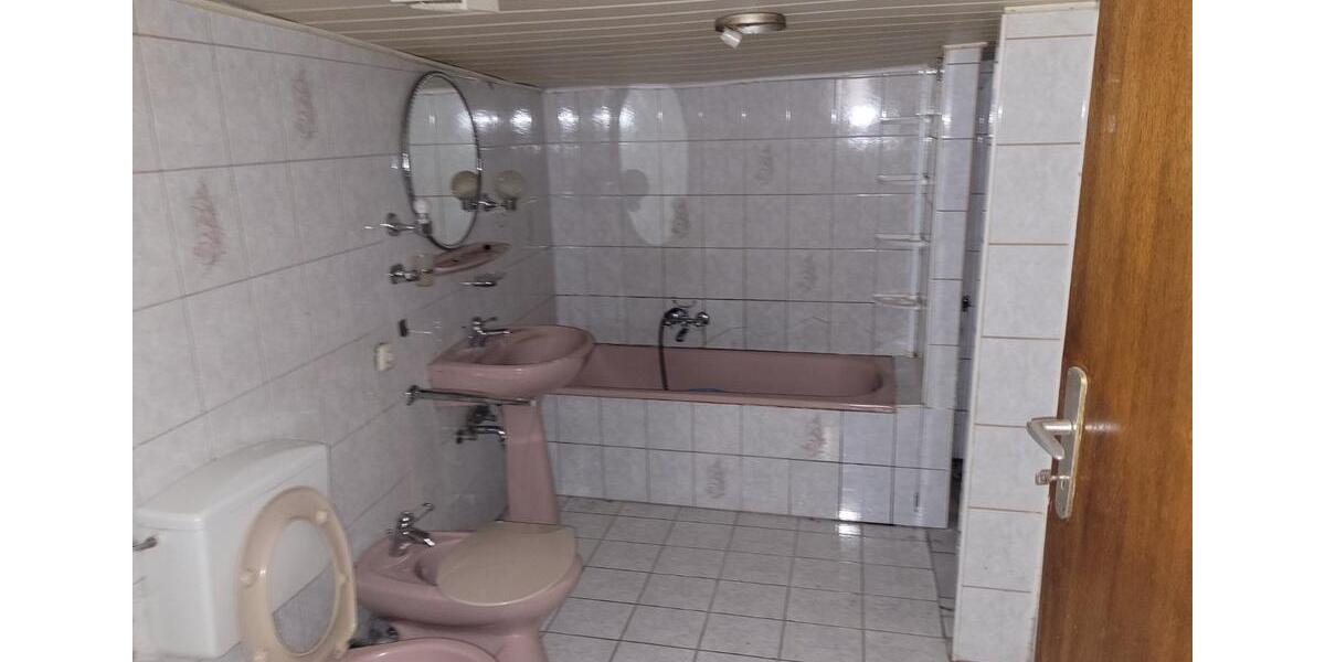 Doppelhaushälfte Blieskastel - 4 Zimmer, 96 m&sup2;, 99.000&euro; | Angebot:24602575