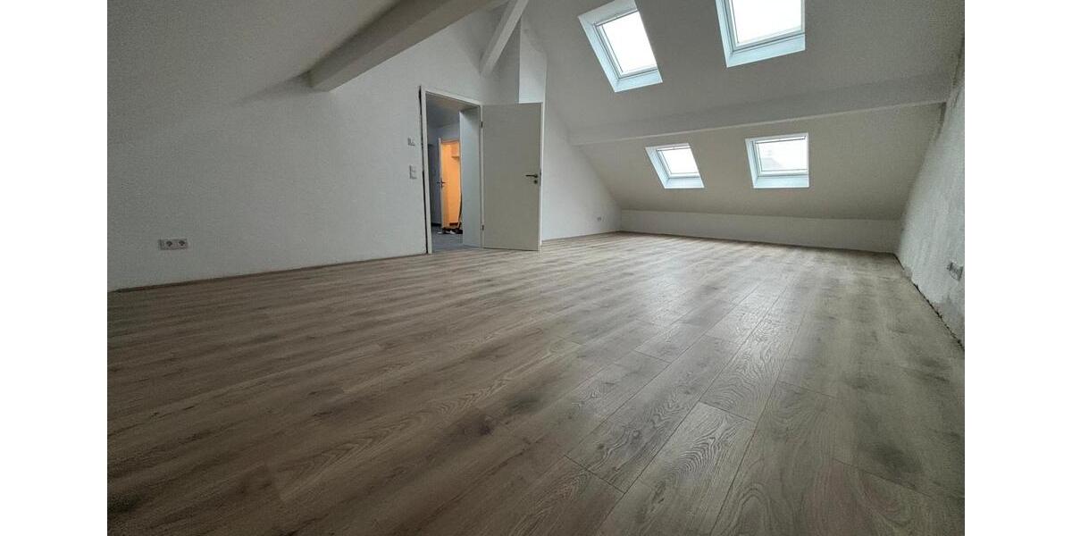 Etagenwohnung Saarwellingen - 2 Zimmer, 85 m&sup2;, 700&euro; | Angebot:26535304