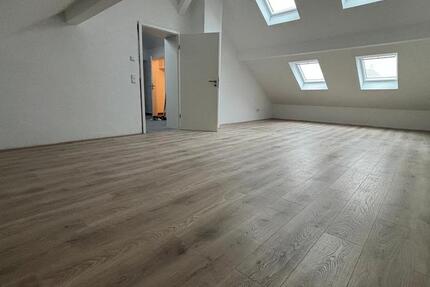 Wohnung Saarwellingen - 2 Zimmer, 85 m&sup2;, 700&euro; | Angebot:26535304
