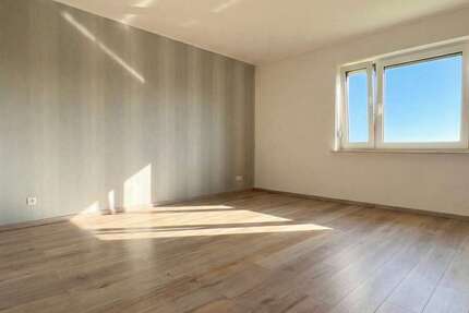 Wohnung Saarbrücken Malstatt - 3 Zimmer, 81 m&sup2;, 155.000&euro; | Angebot:22372379