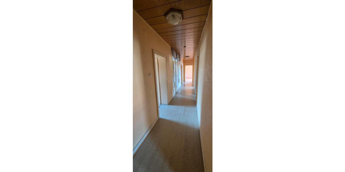 Etagenwohnung Heusweiler - 5 Zimmer, 130 m&sup2;, 900&euro; | Angebot:25957201