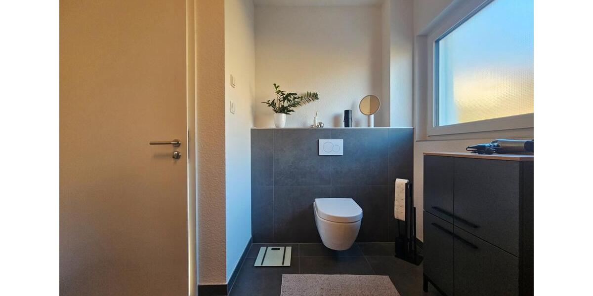 Einfamilienhaus Neunkirchen - 3 Zimmer, 113 m&sup2;, 1.330&euro; | Angebot:26099906