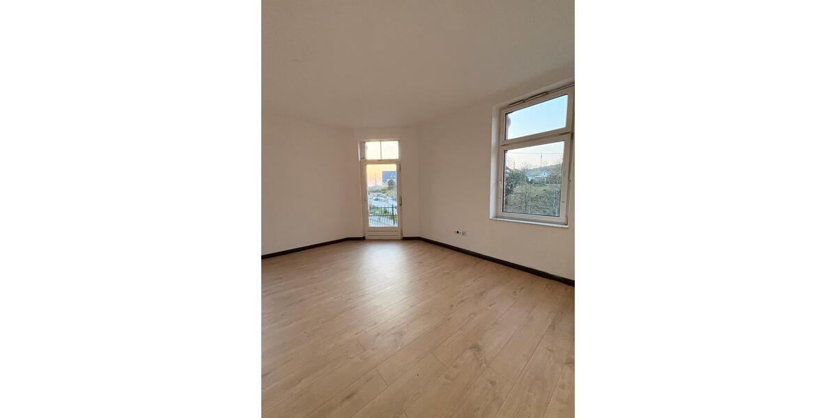 Etagenwohnung Neunkirchen - 3 Zimmer, 90 m&sup2;, 550&euro; | Angebot:25879533