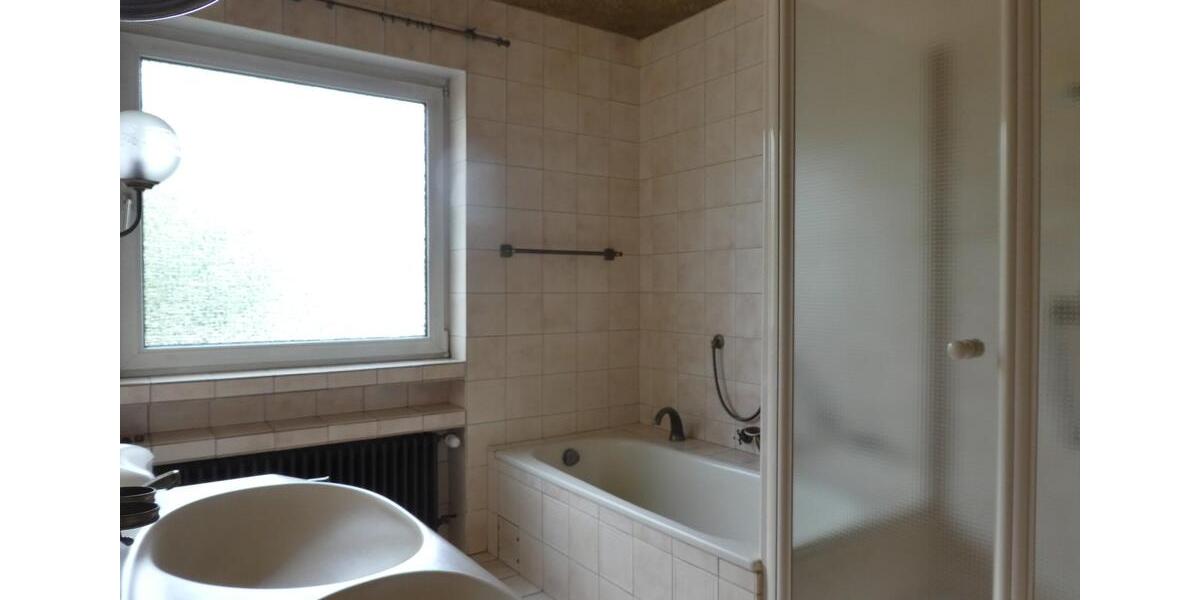 Reihenhaus Saarbrücken Brebach-Fechingen - 6 Zimmer, 195 m&sup2;, 349.000&euro; | Angebot:27166522