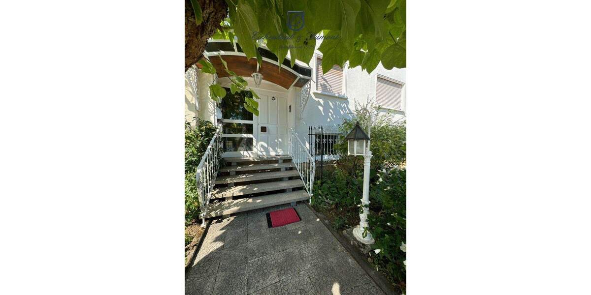 Mehrfamilienhaus, Wohnhaus Schwalbach - 8 Zimmer, 217 m&sup2;, 490.000&euro; | Angebot:25779317