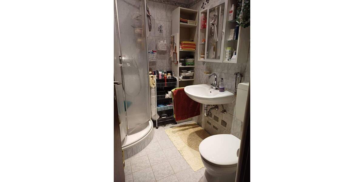 Etagenwohnung Neunkirchen Innenstadt - 3 Zimmer, 75 m&sup2;, 110.000&euro; | Angebot:25683936