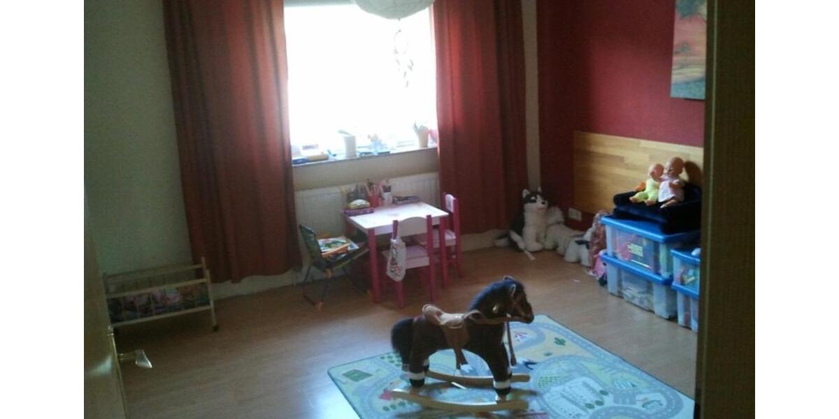 Etagenwohnung Neunkirchen Heinitz - 3 Zimmer, 105 m&sup2;, 750&euro; | Angebot:25933879