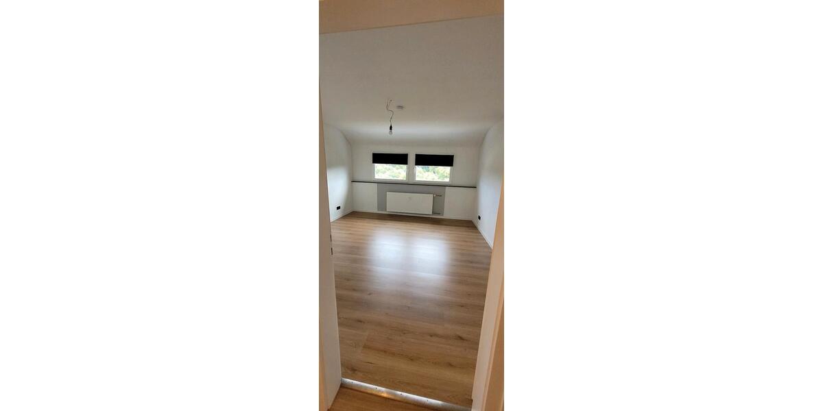 Dachgeschoßwohnung Ottweiler - 2 Zimmer, 56 m&sup2;, 550&euro; | Angebot:25842162