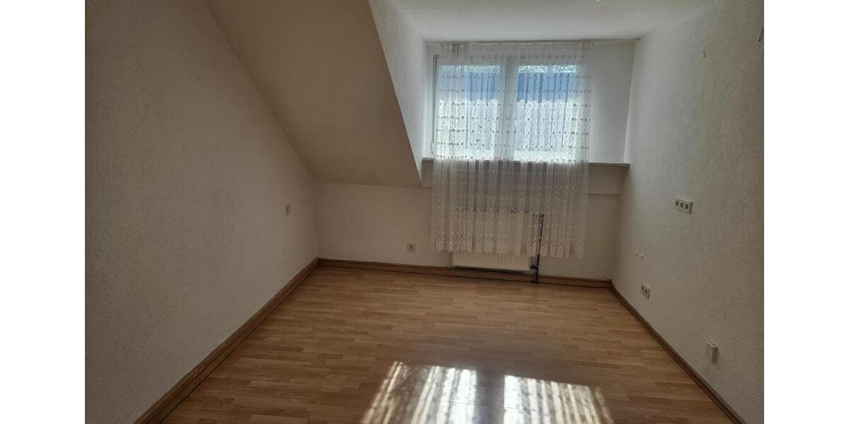 Mehrfamilienhaus, Wohnhaus Saarbrücken West - 12 Zimmer, 300 m&sup2;, 290.000&euro; | Angebot:22477805