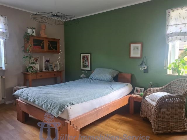 Großzügiges Wohnhaus mit Einliegerwohnung in Höhenlage von Neunkirchen - Einfamilienhaus Neunkirchen | Angebot:17333117