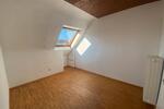 Dachgeschoßwohnung Saarbrücken Eschberg - 4 Zimmer, 125 m&sup2;, 350&euro; | Angebot:25866773