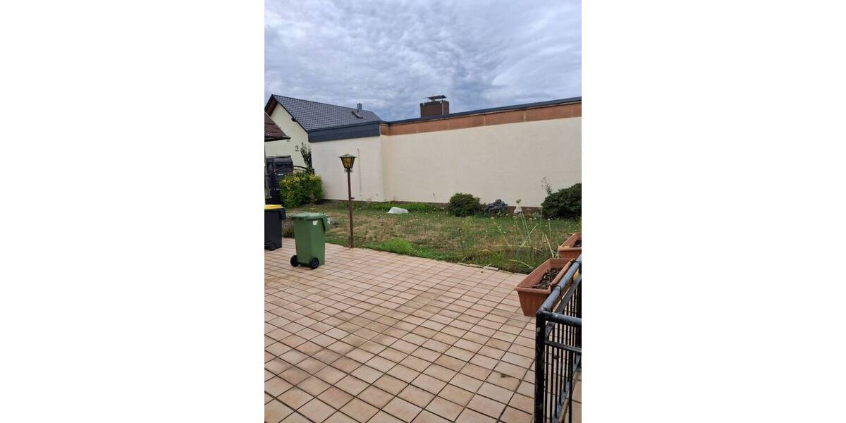 Bungalow Saarbrücken Klarenthal - 4 Zimmer, 130 m&sup2;, 1.100&euro; | Angebot:25666358