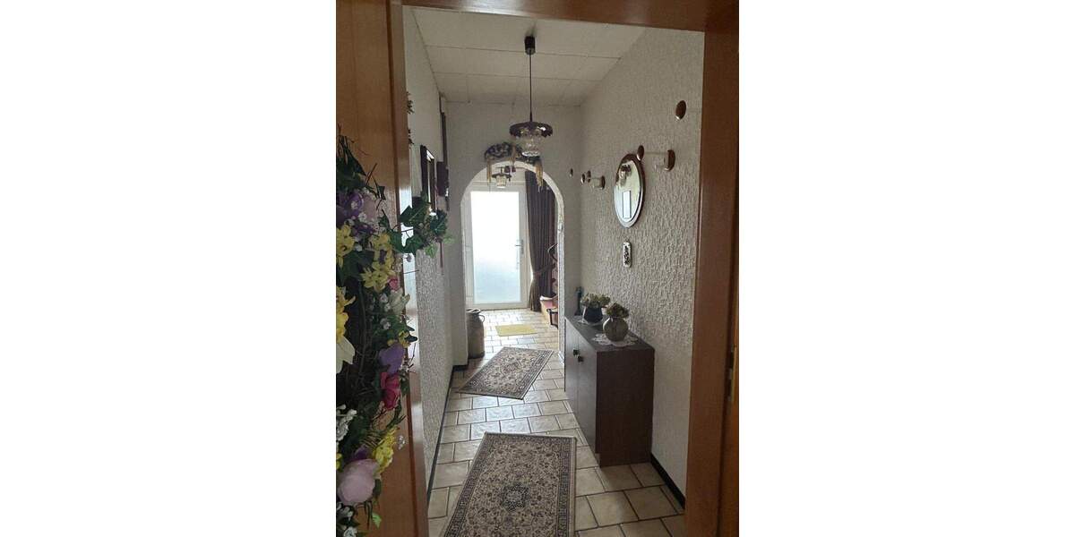 Mehrfamilienhaus, Wohnhaus Schiffweiler Landsweiler - 8 Zimmer, 155 m&sup2;, 300.000&euro; | Angebot:25663150