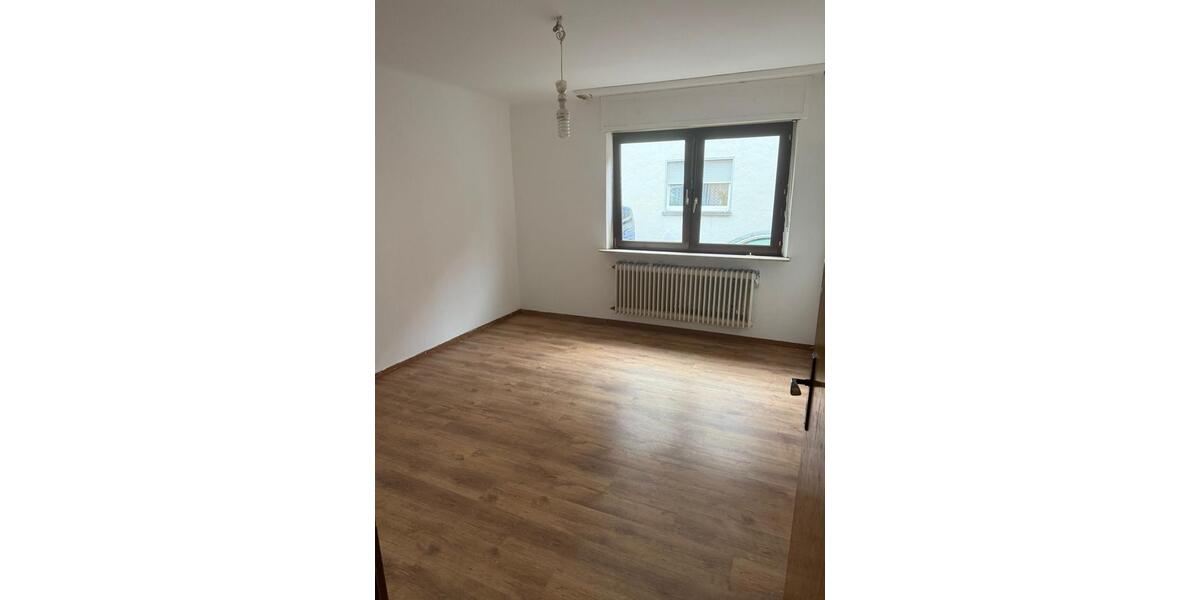 Erdgeschoßwohnung Saarbrücken Malstatt - 2 Zimmer, 58 m&sup2;, 500&euro; | Angebot:26006541