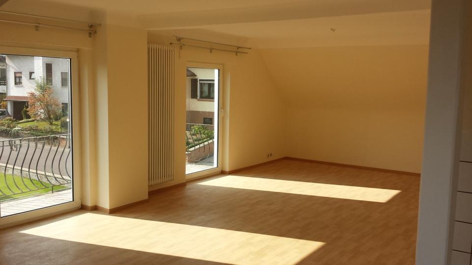 Etagenwohnung Saarlouis - 3 Zimmer, 85 m&sup2;, 570&euro; | Angebot:24946691