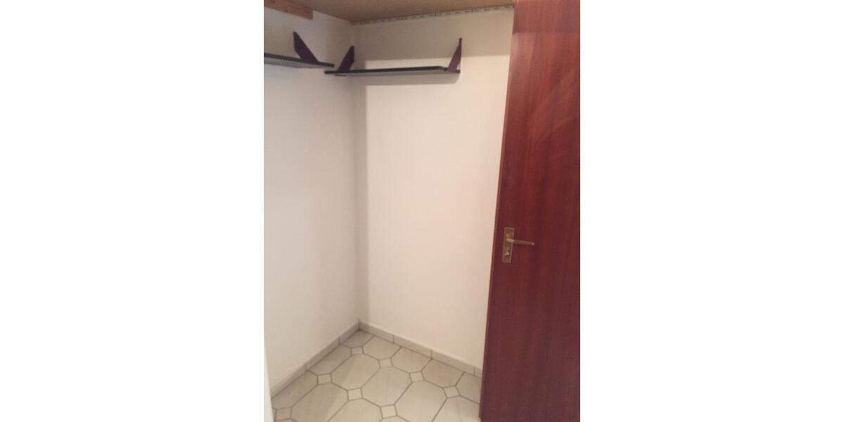 Dachgeschoßwohnung Völklingen - 3 Zimmer, 72 m&sup2;, 500&euro; | Angebot:24704339