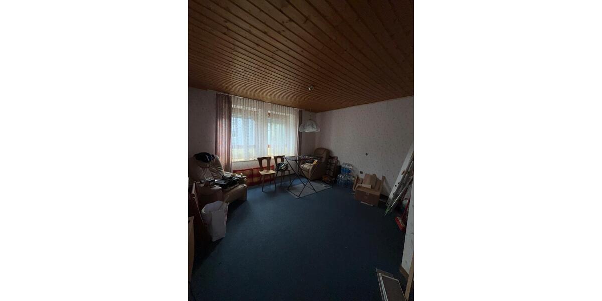Reihenhaus Sulzbach (Saar) - 9 Zimmer, 229 m&sup2;, 140.000&euro; | Angebot:26642930