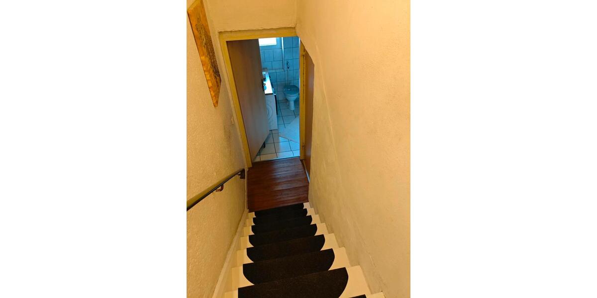 Dachgeschoßwohnung Großrosseln - 3 Zimmer, 80 m&sup2;, 600&euro; | Angebot:25852416