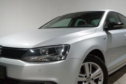 VW Jetta 222.649 km 4.999 &euro; Bous 66359