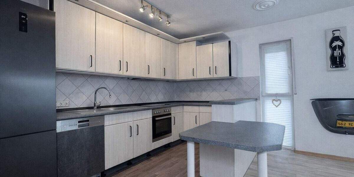 Etagenwohnung Schwalbach - 3 Zimmer, 80 m&sup2;, 169.000&euro; | Angebot:25677177