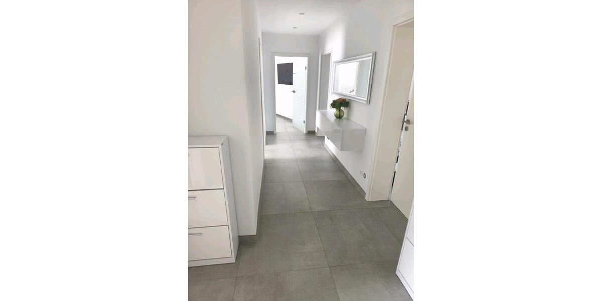 Etagenwohnung Zweibrücken - 2 Zimmer, 95 m&sup2;, 950&euro; | Angebot:26676852