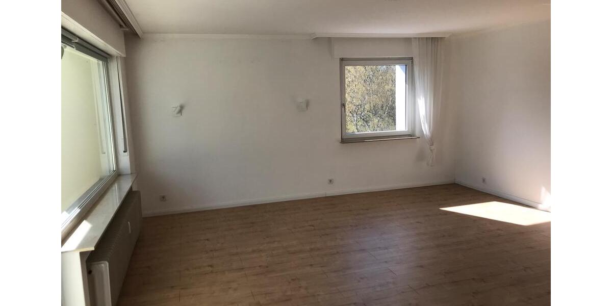 Etagenwohnung Saarbrücken Malstatt - 4 Zimmer, 110 m&sup2;, 230.000&euro; | Angebot:26475727