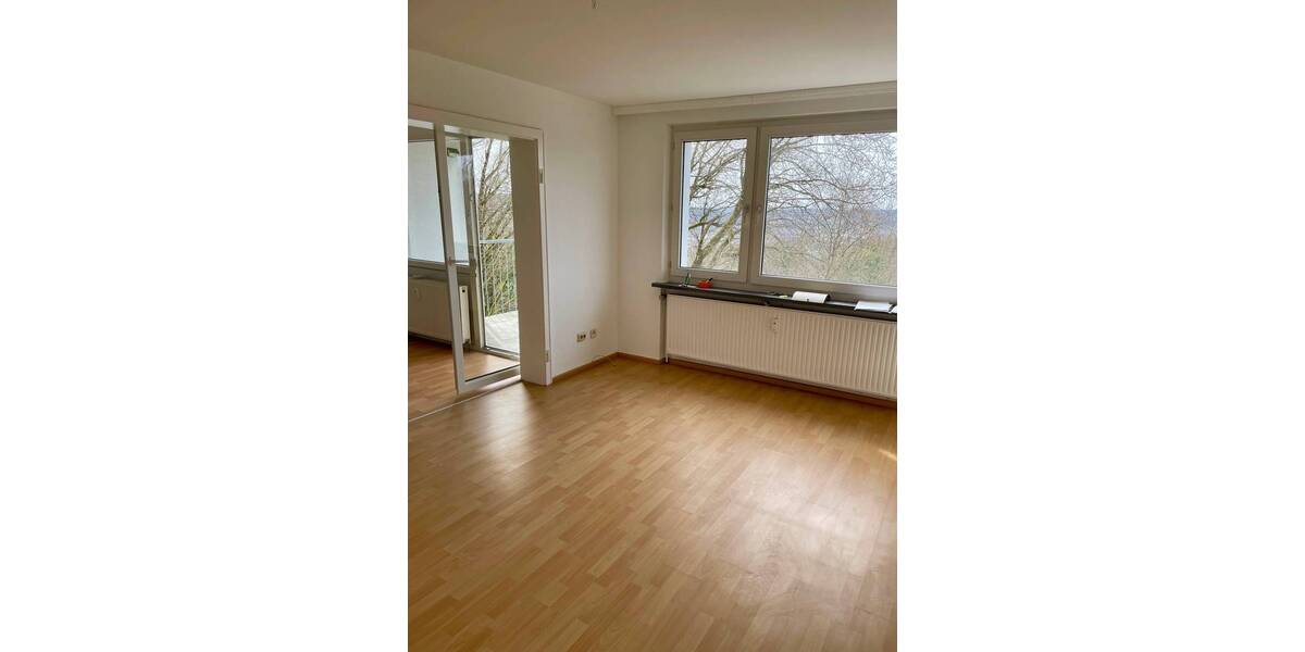 Etagenwohnung Saarbrücken Eschberg - 4 Zimmer, 67 m&sup2;, 157.000&euro; | Angebot:25731178